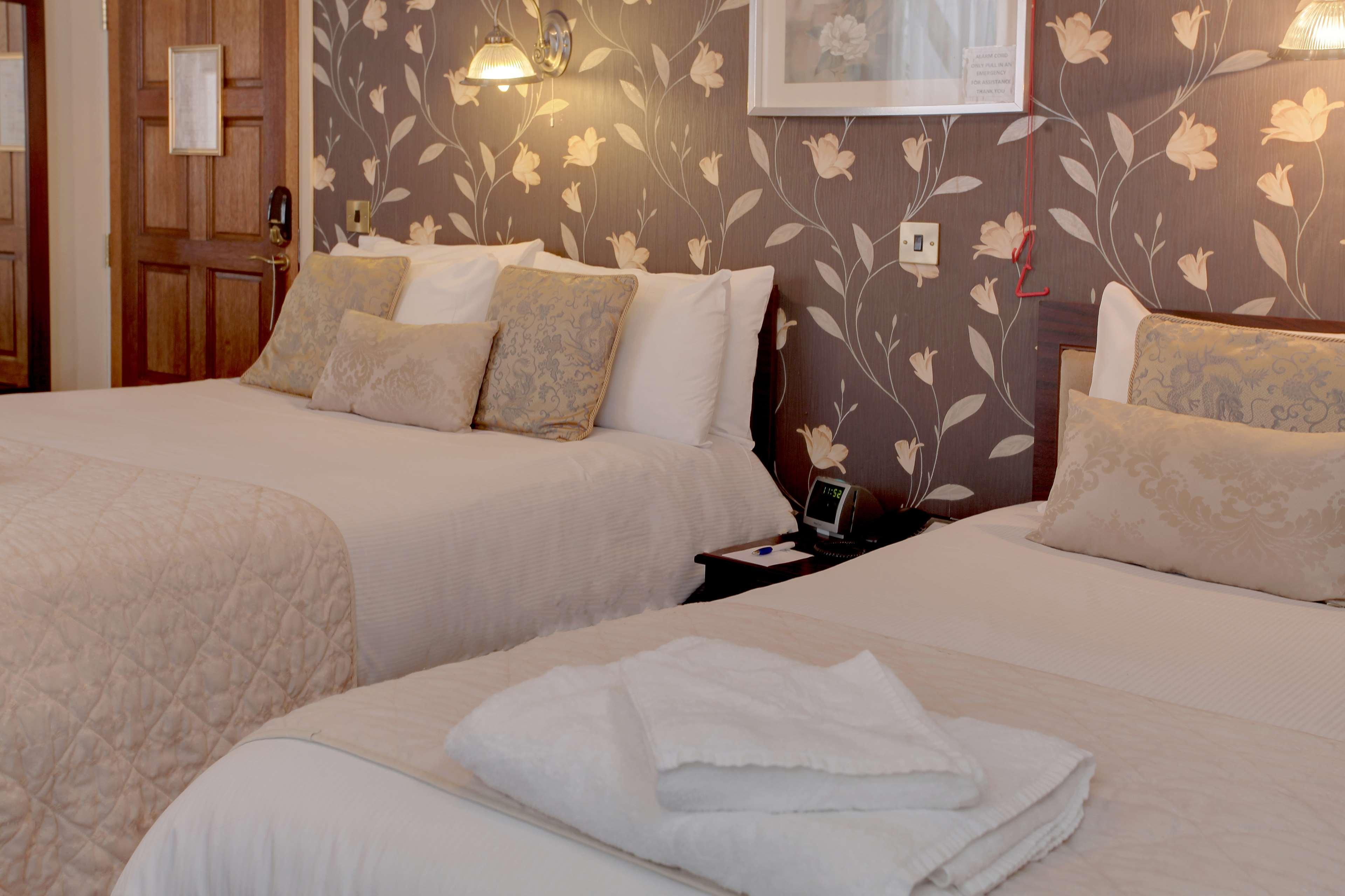 Weston Hall Hotel Sure Hotel Collection By Best Western Bulkington エクステリア 写真